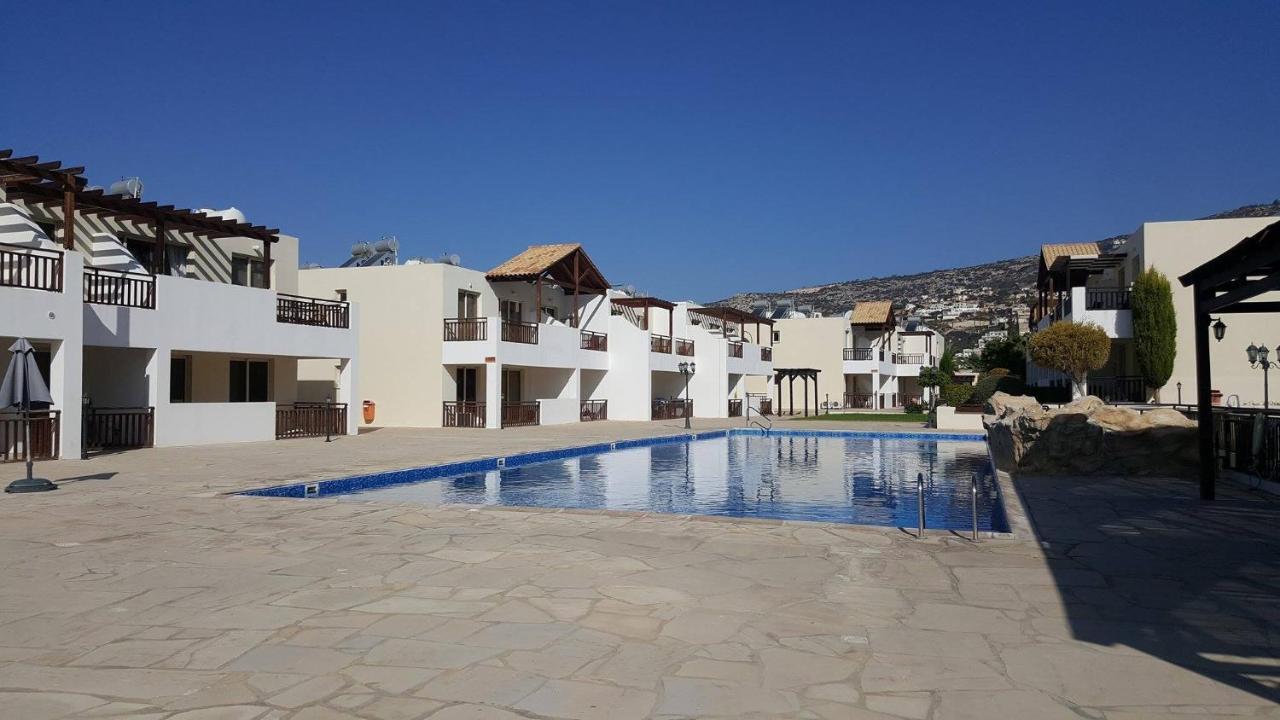 C5 Vanessa Poolside Apartment بييا المظهر الخارجي الصورة